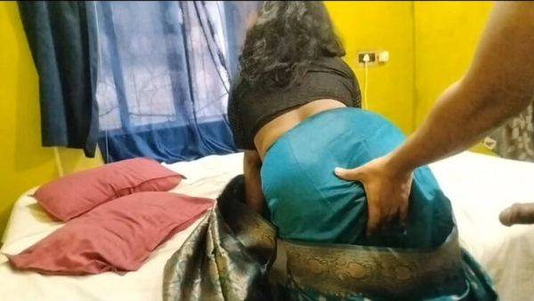 Desi Bhabhi Shraddha Pandey Gives Handjob and Deep Throat - Indian Sex Video - porntry.com - India on v0d.com