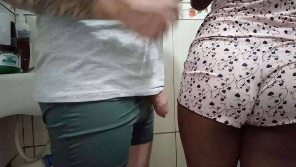 Naughty Maid Catches Me Jerking Off To Porn In The Bathroom - AliceHot & Brenohot Fuck - xxxfiles.com on v0d.com