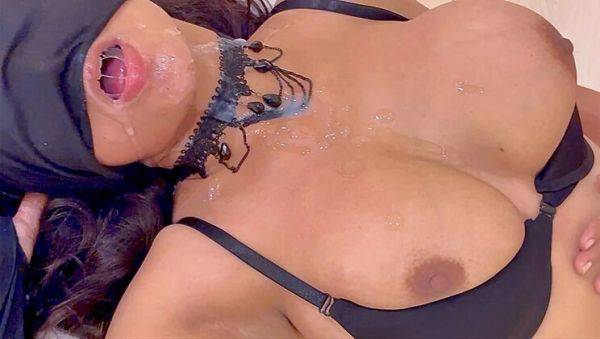 Desi College Girl Fucked Hard by Delivery Boy - No Money Just Pussy, Doorstep Sex! - veryfreeporn.com - India on v0d.com