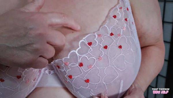 Mature BBW Aunty Shows Off Her Big Natural Tits & Pantyhose Close Up - Homemade HD - porntry.com - Britain on v0d.com