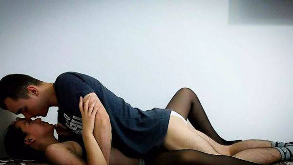 Amateur Teen GF Invites Me Over For Hot Hardcore Sex - Tight Pussy Missionary & Cumshot - veryfreeporn.com on v0d.com