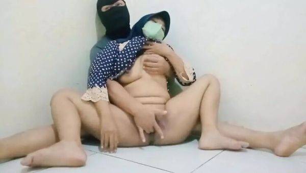 Hot Indonesian Maid Fucks Hard Until Cumshot on Stomach - Homemade Hijab Sex - xxxfiles.com - Indonesia on v0d.com