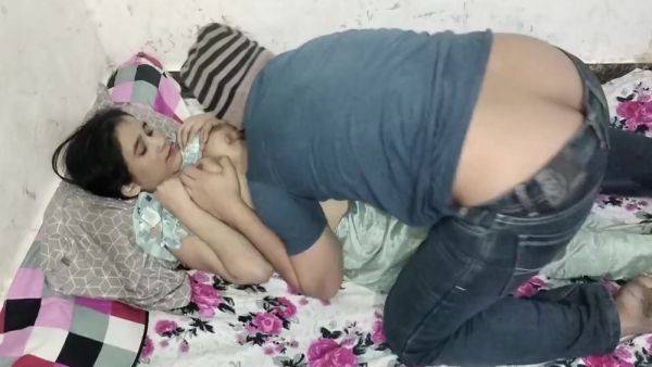Student Hot - Indian Hot Student 18+ Ko Teacher Ne Bur Far Diya - desi-porntube.com - India on v0d.com