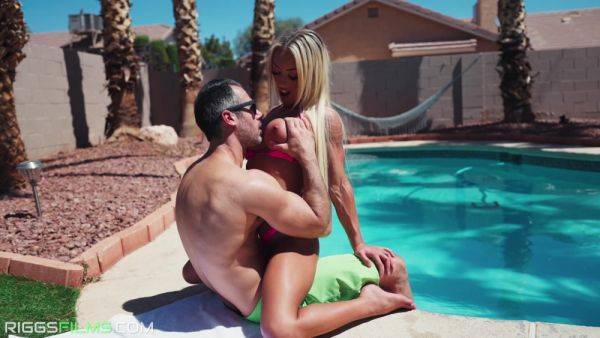 Brock Cooper And Fit Kitty In Outdoor Sex - videohdzog.com on v0d.com