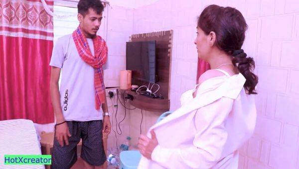 Hot Indian Threesome Sex - Desi Madam Fucked Hard by Two Guys! - xxxfiles.com - India on v0d.com