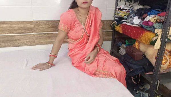Desi Indian Bhabhi Hot Rainy Day Fuck - Tannu Moans in Hindi Sex Video - porntry.com - India on v0d.com