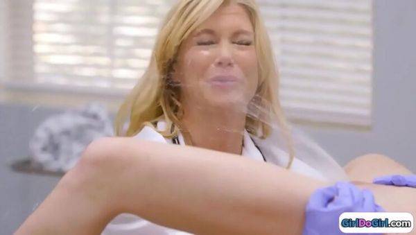 Kenzie Reeves Squirts on Doctor's Face - Shaved Pussy & Big Tits - xxxfiles.com on v0d.com