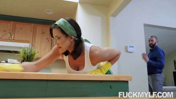 Busty Maid Penny Barber Gives Hot Blowjob and Hardcore Doggystyle - veryfreeporn.com on v0d.com