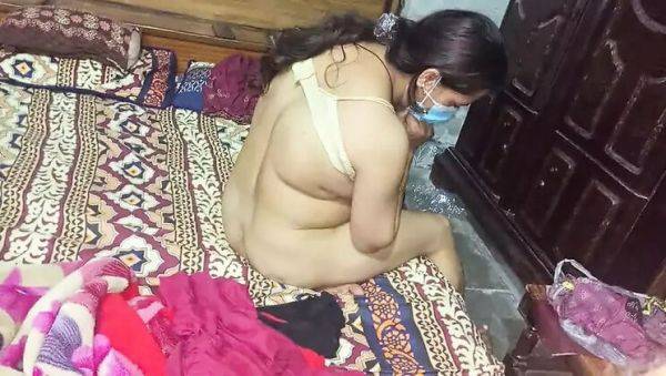 Hot Pakistani Girl First Time Sex - Tight Pussy Viral Video - Lubnawife - veryfreeporn.com - India - Pakistan on v0d.com