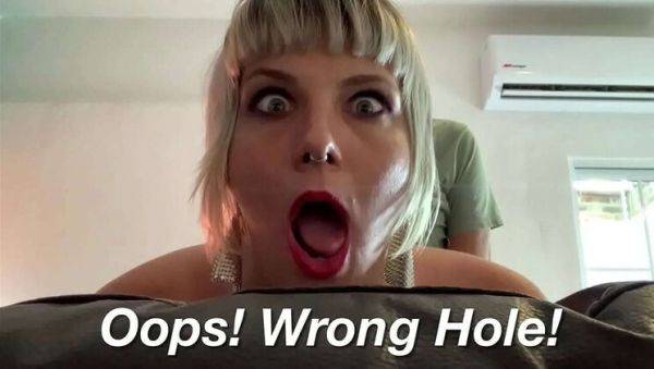 Stuck StepMom Takes Surprise Anal - Big Ass MILF Gets Creampie - veryfreeporn.com on v0d.com