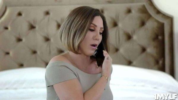 StepMom Betty Foxxx Gets Loud Moans From Stepson's Big Cock - veryfreeporn.com on v0d.com