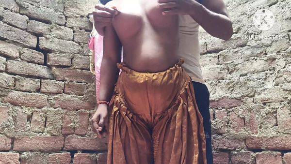 Desi Village Virgin Aasha Ji Full XXX Hardcore Outdoor Sex Video - xxxfiles.com - India on v0d.com