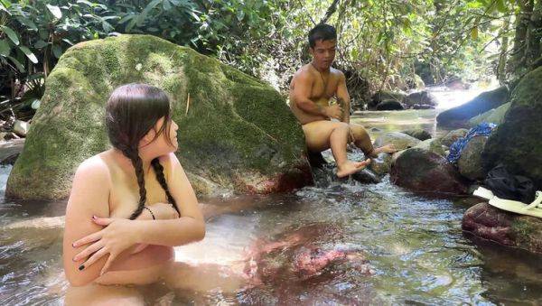 Julianaburning Indian Bhabhi caught naked in river by horny dwarf - hardcore fucking with huge cock - porntry.com - Venezuela - India on v0d.com