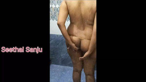 Kerala Mallu Wife Pissing & Bathing - Seethalsanju Homemade HD - xxxfiles.com - India on v0d.com