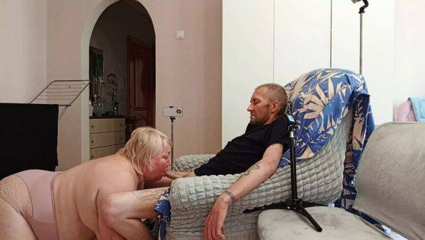 MILF Mom Jerks Friend's Dick and Gives Blowjob Until He Cums - veryfreeporn.com - Russia on v0d.com