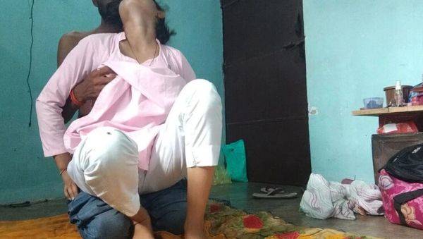 Desi School Girl First Time Fuck - Indian Teen Chudai in Classroom - porntry.com - India on v0d.com