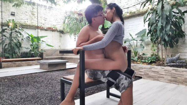 Young Latina Alexa Gets Wild Outdoor Blowjob from Older Police Officer on Patio Chair - veryfreeporn.com - Colombia on v0d.com