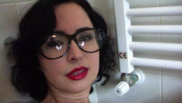 Amateur MILF in Glasses Masturbates Wild in Shower with Stockings - porntry.com on v0d.com