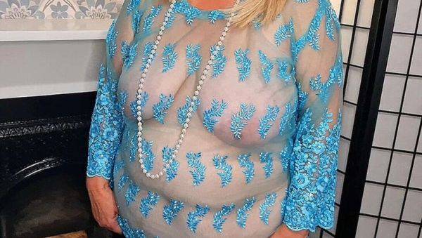 Cheating BBW Wife Sits On Face - Amateur Mature Slut Gets Ready - veryfreeporn.com - Britain on v0d.com