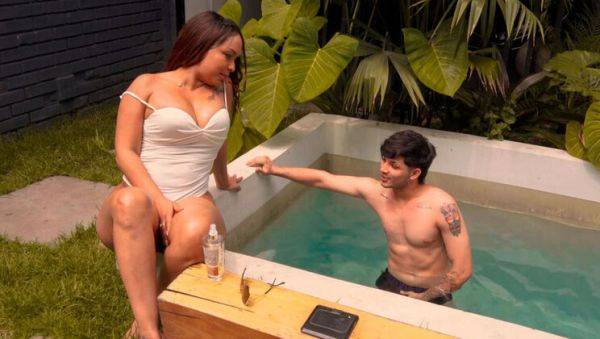 Big Cock Colombian MILF Fucked Doggy Style By Daughter's Boyfriend - Huge Cumshots - veryfreeporn.com - Colombia on v0d.com