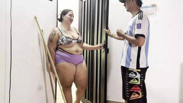 Horny Latina Worker Gets Fucked Hard by Big Cock in Kitchen - Loud Moaning Blowjob & Doggystyle - veryfreeporn.com - Colombia on v0d.com