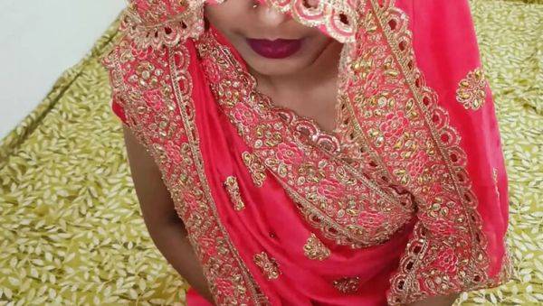 Desi Bhabhi Fucks Devar on Duty - Indian Village Sex with Big Ass & Natural Tits - xxxfiles.com - India on v0d.com