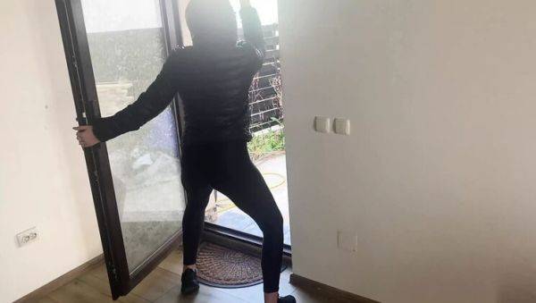MilfyCalla Neighbor Blowjob POV: Amateur Latina MILF Gives Sugar and Takes Cum in Mouth - porntry.com on v0d.com