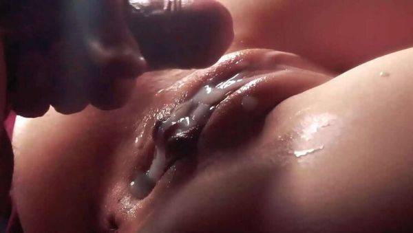 Amateur Close-Up Pussy Fucking: Shaking Dick Like a Vibrator for Wet Orgasm - porntry.com on v0d.com