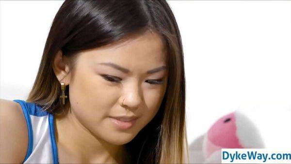 Lulu Chu New Cheerleader Lesbian Captain Fuck - xxxfiles.com on v0d.com