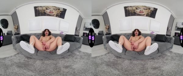 Skinny teen Lola Danger masturbates on the sofa in vr - alphaporno.com on v0d.com