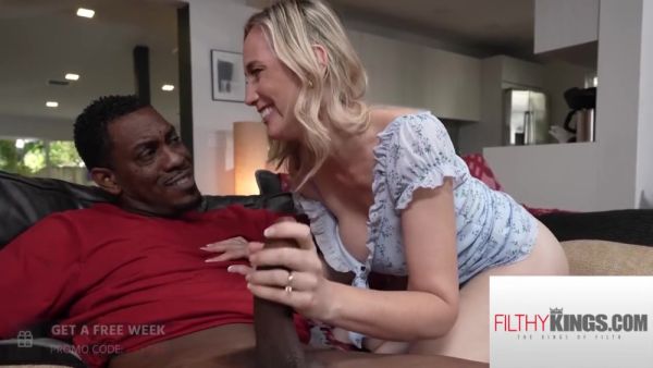 Lilly James Screwed By - videomanysex.com on v0d.com