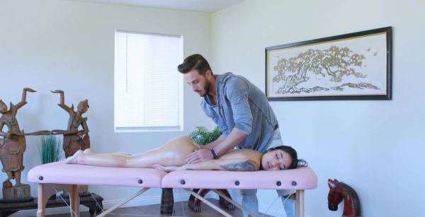 Skinny asian babe Avery Black rides Lucas Frost’s cock - alphaporno.com on v0d.com
