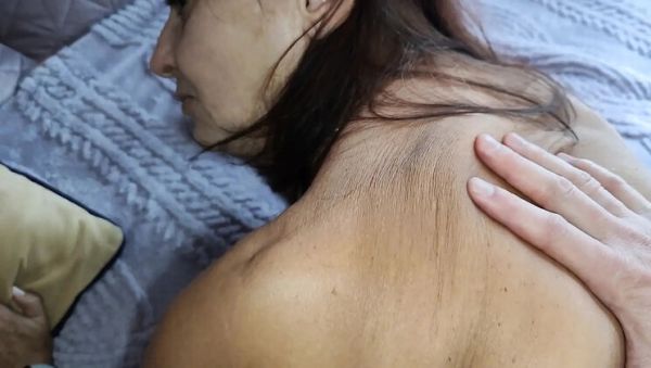 Russian Stepmom Alina Tumanova Gets Her Big Ass Sensually Massaged on a Fur Coat - veryfreeporn.com - Russia on v0d.com
