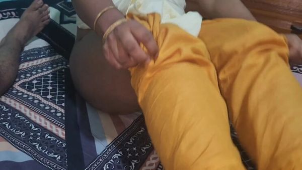 Bangladeshi Bhabhi Blowjob - Married Bengali Housewife Deep Throat Hardcore Sex - xxxfiles.com - Bangladesh on v0d.com