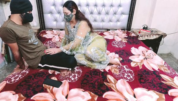 First Time Step Mom Anal Doggystyle - Desi Indian Homemade Sex - porntry.com - India - Japan - Pakistan on v0d.com