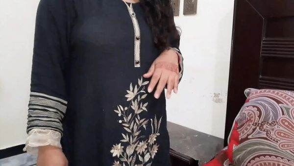 Step Mom Wakes Step Son For Morning Blowjob & Creampie - QueenbeautyQB Homemade - xxxfiles.com on v0d.com