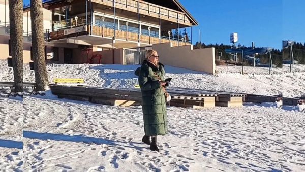 Amateur Blonde MILF Selena701 Fucks Hard After Outdoor Walk - German Mature Homemade Sex - veryfreeporn.com - Germany on v0d.com