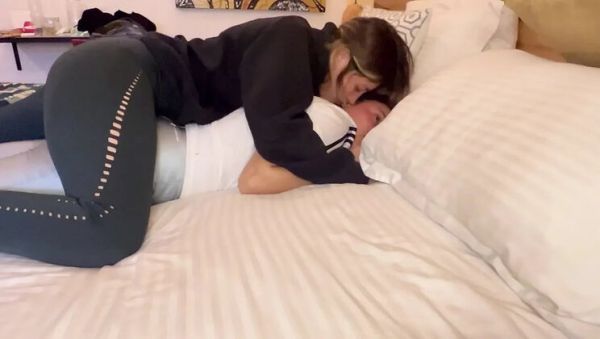 Scarlettandc Amateur Lesbian Teens - Latina Girlfriend's Tight Pussy Fingered & Eaten - Bigger Than Her Husband's Cock! - veryfreeporn.com - Spain on v0d.com