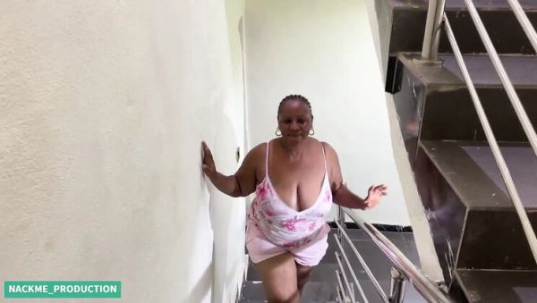 Hot Lesbian Scene: Mature BBW Granny Roxy and Queen Vusi Scissoring Nude - porntry.com on v0d.com