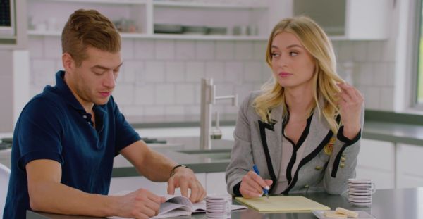 Natalia Starr rides Xander Corvus’ cock with passion - alphaporno.com on v0d.com