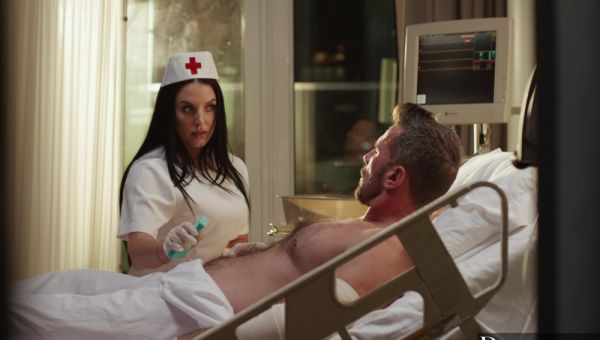 Hot hospital anal action with Angela White and Manuel Ferrara - alphaporno.com on v0d.com