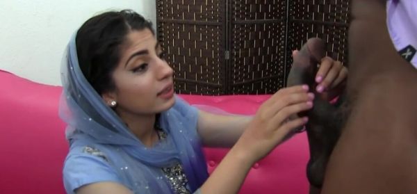 DOWN FOR BBC - Nadia Ali Pakistani Girl Gets BBC - inxxx.com - Pakistan on v0d.com