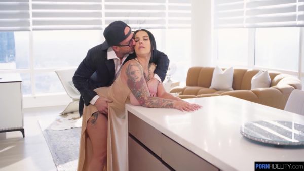 Payton Preslees Sexy Curves And Hot Holes Arent Just For Admiration They Are Also For Fucking And Filling Up! - videomanysex.com on v0d.com