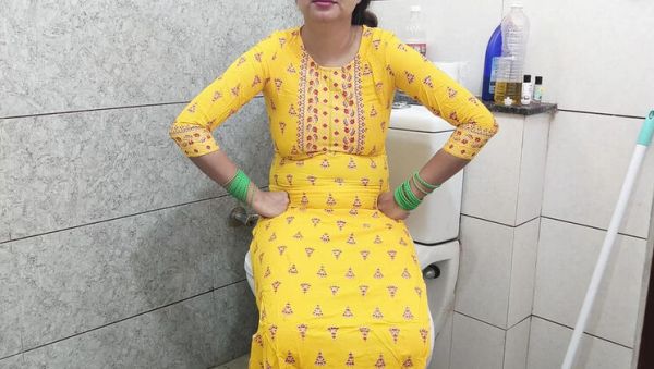 Indian stepmom fucks step son in bathroom dirty talk Hindi audio - veryfreeporn.com - India on v0d.com