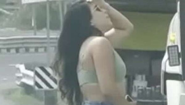 Latina Hotwife Ana Carla Shows Off For Truck Drivers On The Road - porntry.com on v0d.com