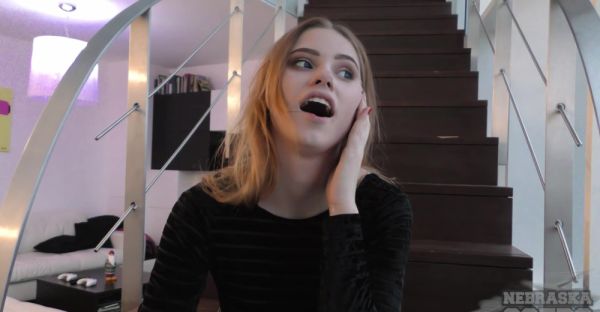 Teen Margarita's t*** titties bounce in HD as she strokes her wet slit on a couch - alphaporno.com on v0d.com