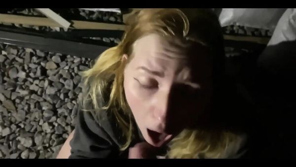 Security Guard Catches Redhead Thief Stealing and Punishes Her Pussy with Street Sex - porntry.com - Russia on v0d.com