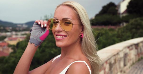Blond babe Angelika's tight anal gets plowed in HD - alphaporno.com on v0d.com