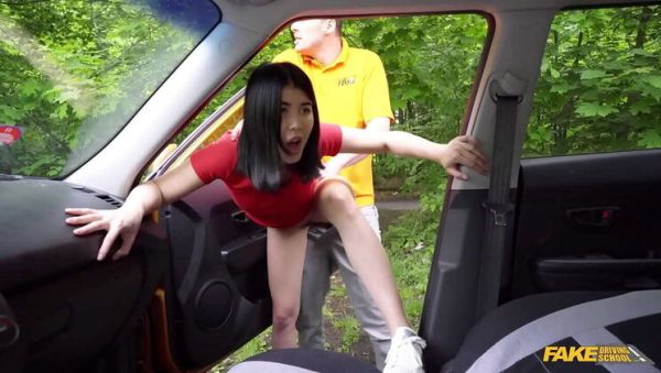 Asian Babe Sucks Cock in Car - Fake Driving School Porn with Kristof Cale & Lady Dee - xxxfiles.com on v0d.com