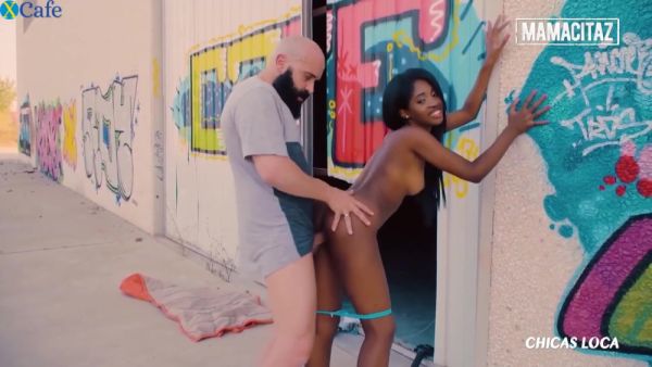 Pretty Ebony Chick Boni Brown Is Having An Outdoor Fuck With Max Cortes - videomanysex.com on v0d.com